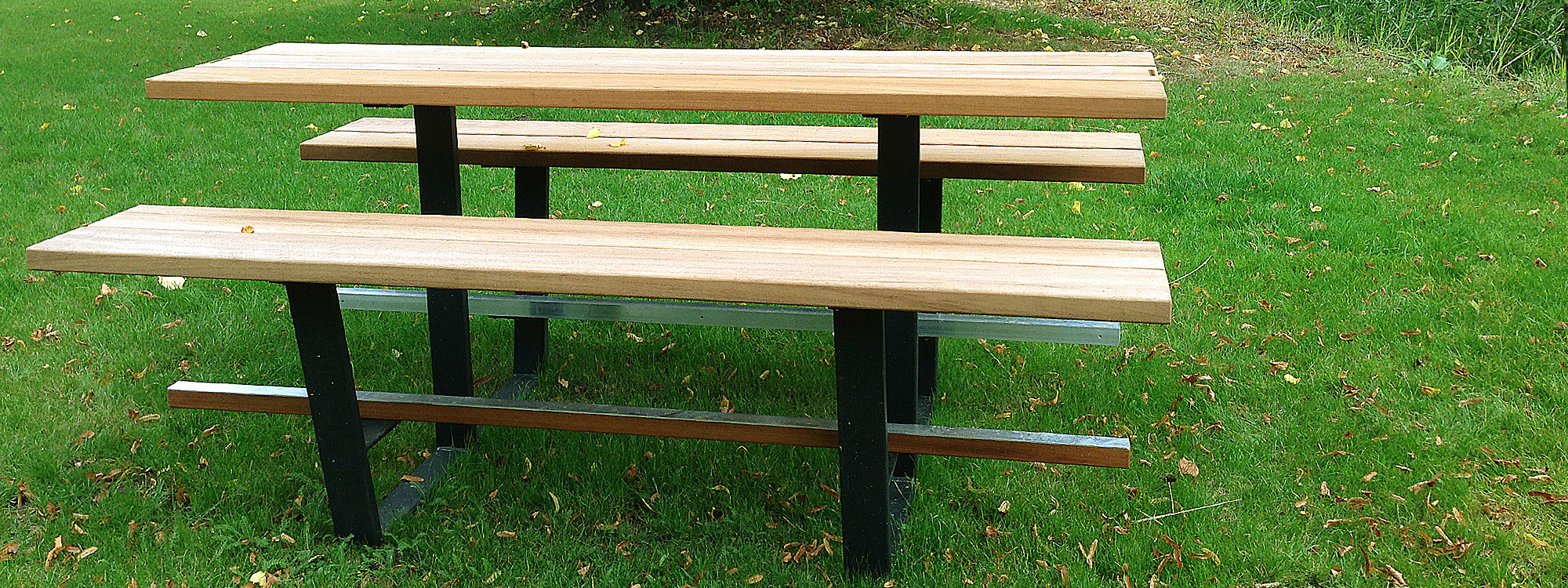 Cassecroute BEER TABLE Is A HIGH Bar TABLE And BENCHES In ALL WEATHER Picnic FURNITURE Materials. Residential & Hospitality MODERN Picnic Tables.