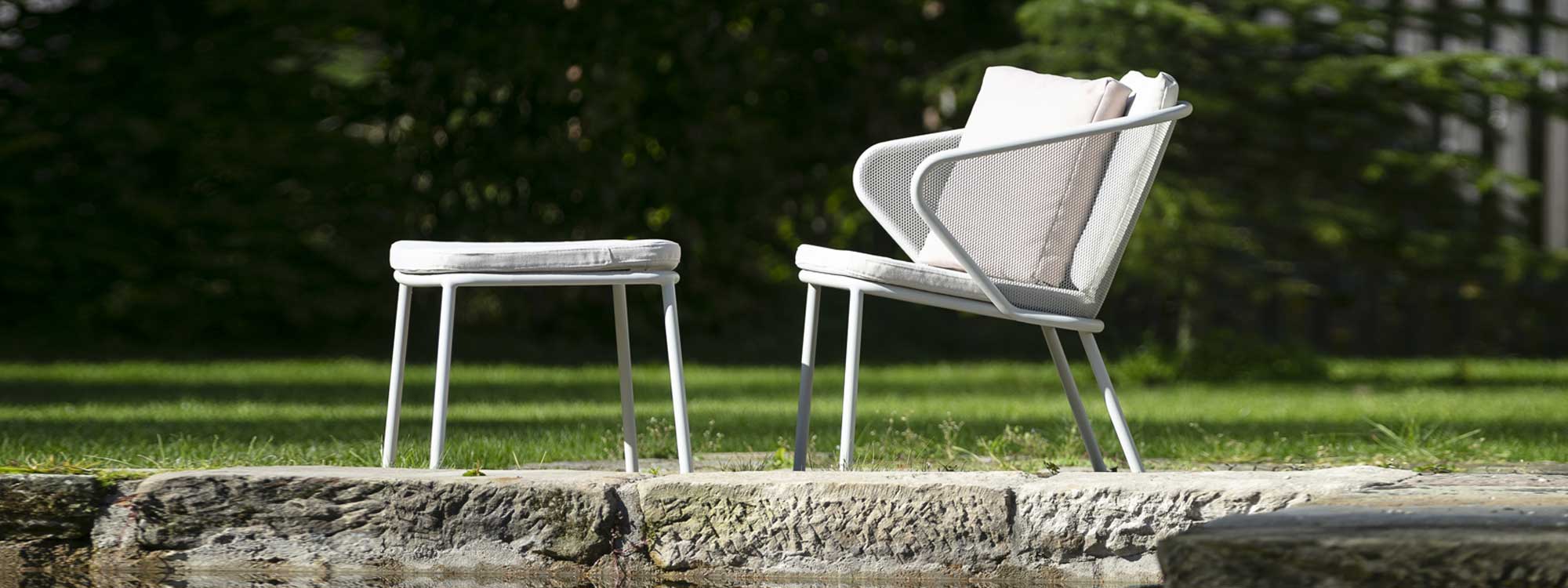 Condor modern outdoor lounge chair is a garden relax chair in high quality outdoor furniture materials by Todus luxury garden furniture.