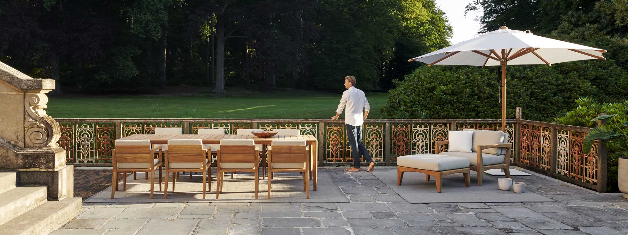 Zenhit sofa & modern teak chair is a luxury garden dining chair in high quality garden furniture materials by Royal Botania modern garden furniture